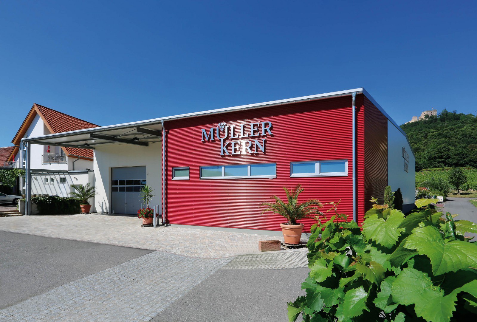 mueller_kern_weingut_aussen_1_rgb